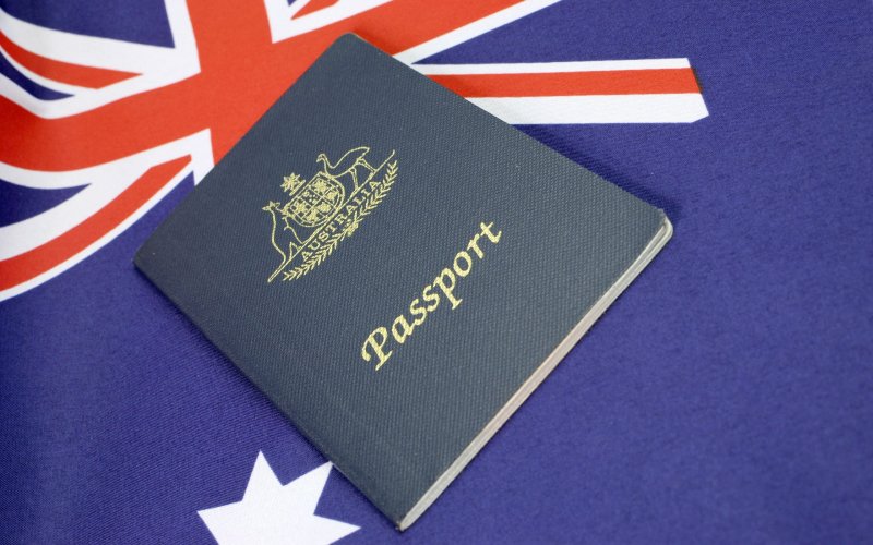 Quy trình xin cấp visa gồm nhiều bước đòi hỏi cả người bảo lãnh và người được bảo lãnh cùng thực hiện