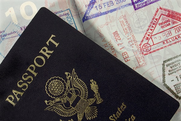 Các giấy tờ cơ bản trong hồ sơ xin visa 838 Úc gồm passport có hiệu lực của người được bảo lãnh