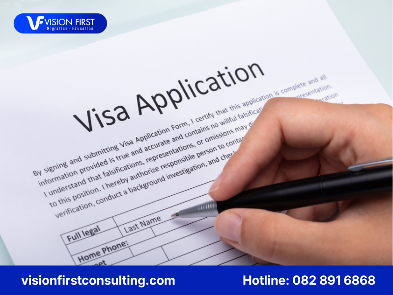 nhan-thu-moi-va-nop-visa-dinh-cu-uc-nganh-ke-toan